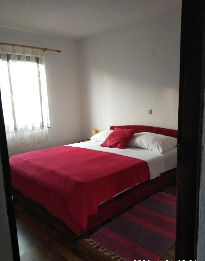 Apartman Darko Цезарица Екстериор снимка