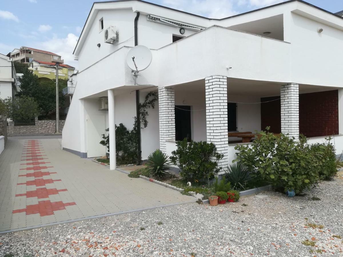 Apartman Darko Цезарица Екстериор снимка